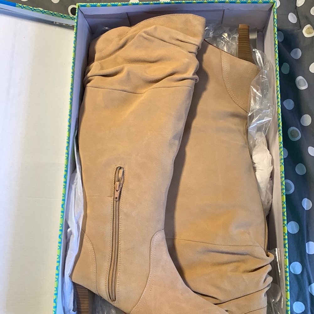 Brand new wide leg boots